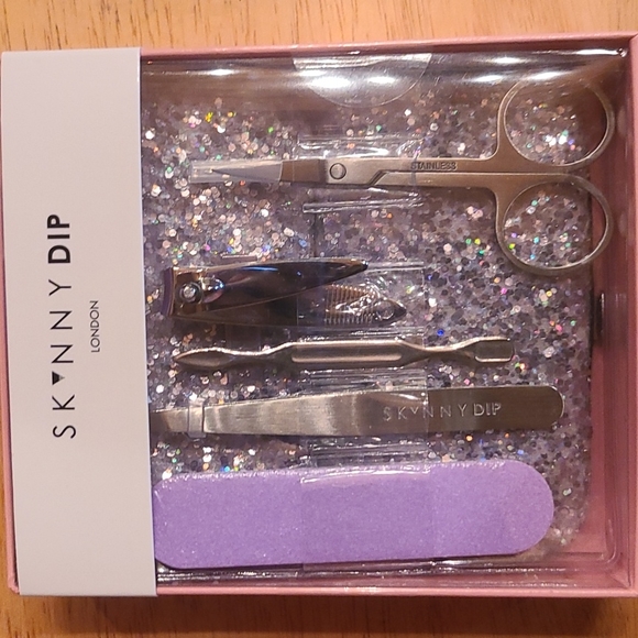 🪻Free with $100 min. Purchase or Separate Skinnydip Manicure 5 Piece  Se - Picture 4 of 4